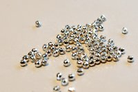  Silverpärlor facetterade 2.5mm 100st 