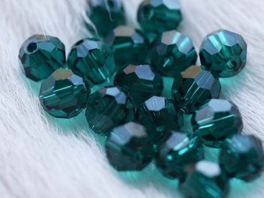 Swarovski kristaller rundslipade 6mm grn